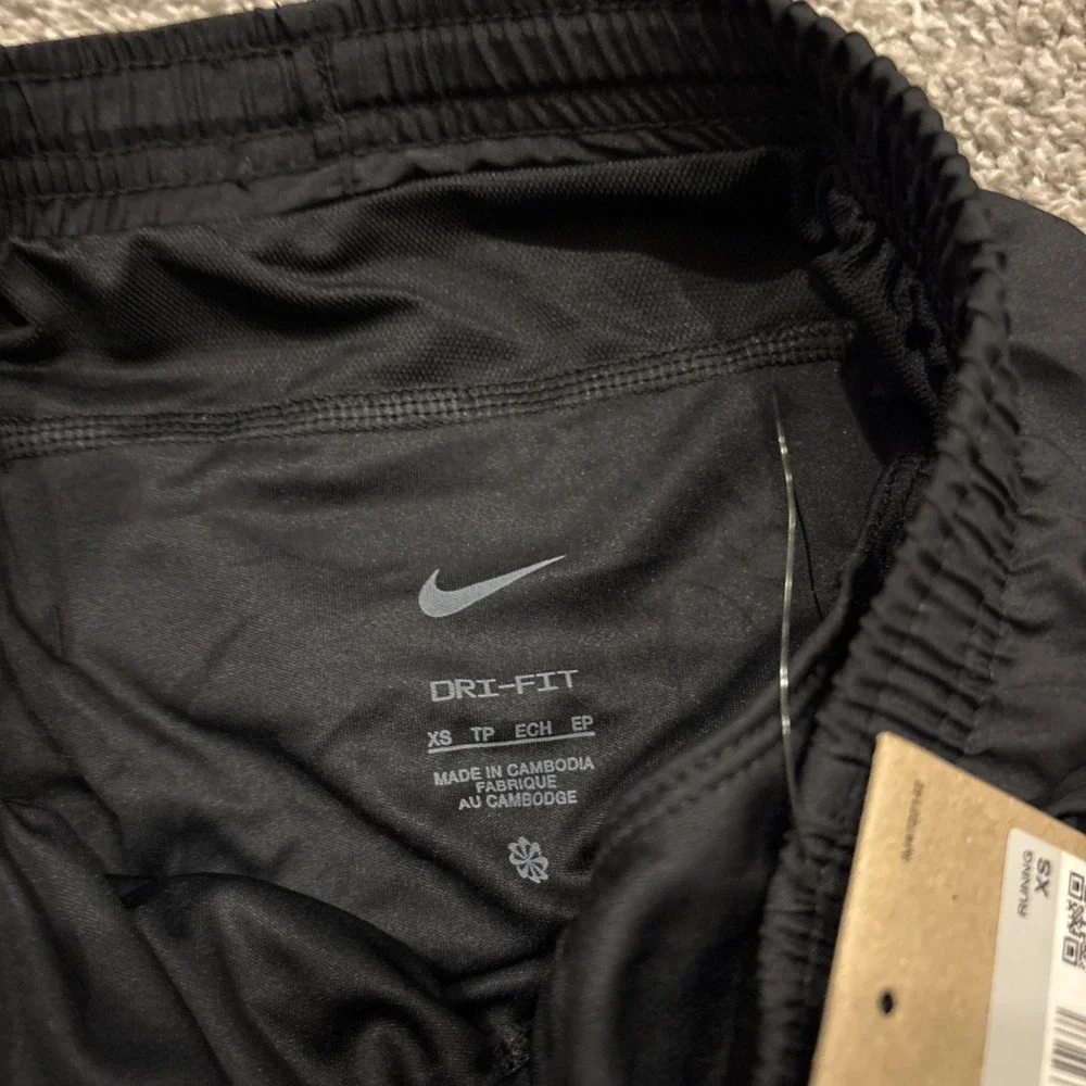 NEW Nike Tempo Women's Sz XS Brief-Lined Running Shorts Black 831281-010 NEW